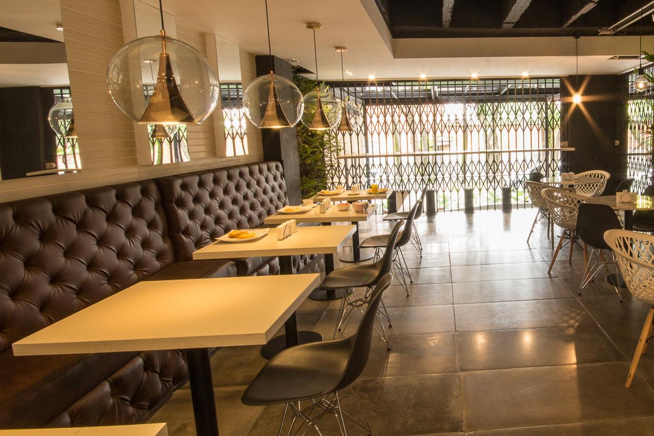 מדיין Lleras Green Hotel מראה חיצוני תמונה