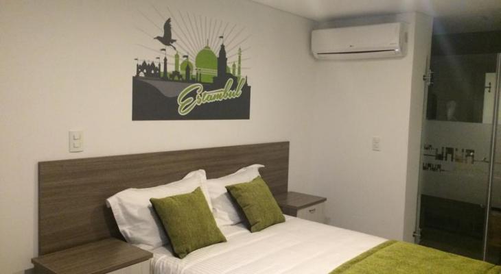 מדיין Lleras Green Hotel מראה חיצוני תמונה