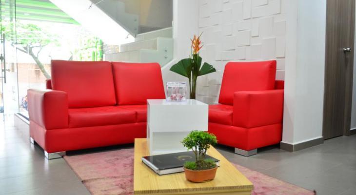 מדיין Lleras Green Hotel מראה חיצוני תמונה